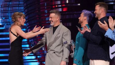 Así reaccionó Taylor Swift al ver a NSYNC en los premios MTV (+Video)