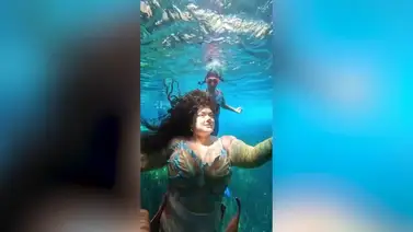 Sirena de talla grande envía mensaje a sus acosadores Sirena de talla grande envía mensaje a sus acosadores