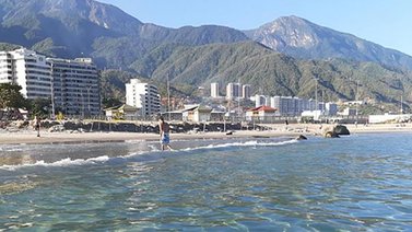 Venezuela y China firman acuerdos para dotar de tecnología a zonas criollas