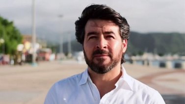 Daniel Ceballos presenta nueva solicitud al CNE