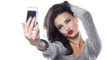 ¿Se relacionan los “selfies” con el autoestima? ¿Se relacionan los “selfies” con el autoestima?