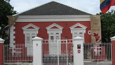 Exesposa de Hugo Chávez asume cargo en Consulado de Venezuela Exesposa de Hugo Chávez asume cargo en Consulado de Venezuela