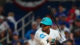 MLB: Luis Arráez prende los motores y conecta su sexto jonrón