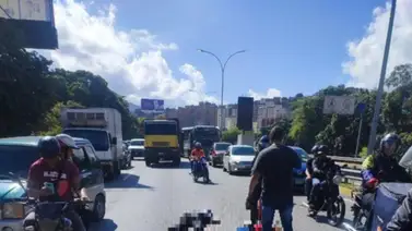 ¡Tragedia! Madre e hijo mueren en accidente vial en la Francisco Fajardo ¡Tragedia! Madre e hijo mueren en accidente vial en la Francisco Fajardo