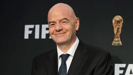 Presidente de la FIFA se pronuncia ante caso de Luis Rubiales