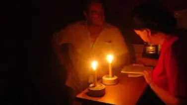 Reportan fuerte bajón de luz en varios estados de Venezuela Reportan fuerte bajón de luz en varios estados de Venezuela