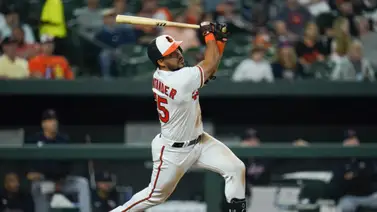 Anthony Santander sigue en buena racha en caída de los Orioles Anthony Santander sigue en buena racha en caída de los Orioles