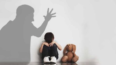 ¡GRAVE! Por estas razones las madres son cómplices de maltrato infantil