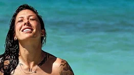 ¡Mujerón! Jenni Hermoso muy sexy y con poca ropa (+fotos hot)
