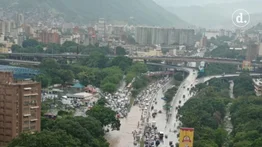 Caos en Caracas por lluvias con vientos huracanados (+Video)