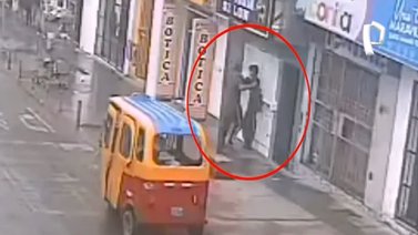 Venezolano amenaza con un cuchillo a estudiante para robarle el celular