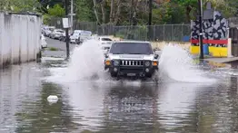 ¡Alerta! Tormenta tropical Franklin toca tierra en República Dominicana