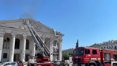 Nueva masacre rusa en un teatro de Chernígov lleno de niños (+Detalles) Nueva masacre rusa en un teatro de Chernígov lleno de niños (+Detalles)