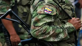 Siguen los ataques en Colombia | Hombres armados secuestran a soldados