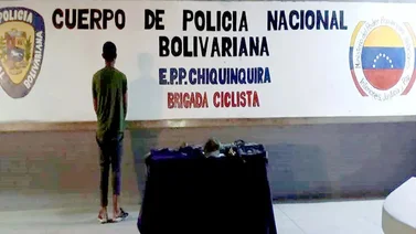 PNB detiene a un hombre por uso indebido de indumentaria militar