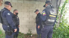 Localizan cadáver detrás de un comando de la Policía (+Detalles)