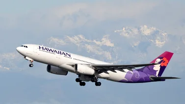 ¡Depravado! Se masturbó en pleno vuelo frente a una niña mientras los pasajeros dormían