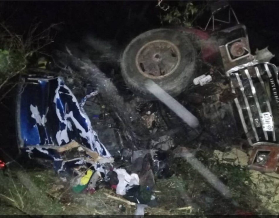 Dos militares fallecen en trágico accidente de tránsito (+Fotos) Dos militares fallecen en trágico accidente de tránsito (+Fotos)