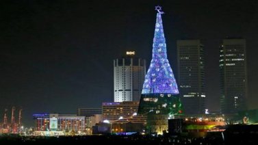 Evalúan hacer el árbol de Navidad solar más grande del mundo