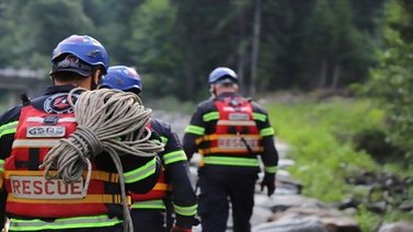Se eleva cifra de muertos tras el deslave en Georgia