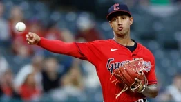 MLB: Brayan Rocchio duplicó en la victoria de los Guardianes