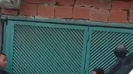 Reportan disputa entre funcionario y residente por trancar entrada de una vivienda (+Video)