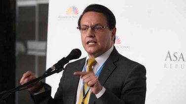 Parte del discurso de Villavicencio: Yo no necesito chalecos antibalas, mi chaleco antibalas es el pueblo