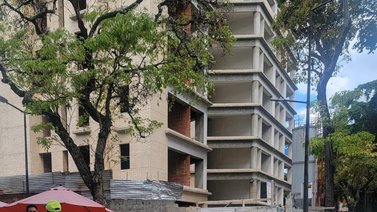 ¡Ahora! Localizan artefacto explosivo abandonado en Chacao