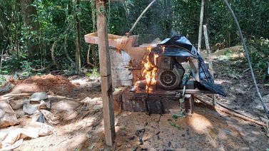 Destruyen materiales y equipos de minería ilegal