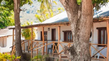 LO ÚLTIMO: Reportan dos heridos tras asalto en una posada