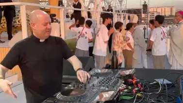 ¿Se puede ser cura y dj a la vez? Esto se vio en la JMJ (+Video) ¿Se puede ser cura y dj a la vez? Esto se vio en la JMJ (+Video)