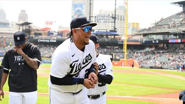 Miguel Cabrera le respira en la nuca a este miembro del Salón de la Fama