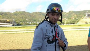 Maykor Ibarra resteado con esta línea en la cita dominical de La Rinconada