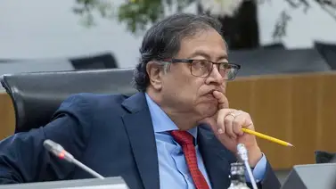 ÚLTIMA HORA: Petro reacciona a las peticiones de su renuncia en Colombia ÚLTIMA HORA: Petro reacciona a las peticiones de su renuncia en Colombia