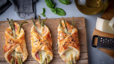 Pañuelos de hojaldre con espárragos