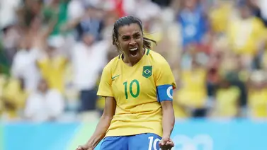Marta se despide de los Mundiales tras la eliminación de Brasil Marta se despide de los Mundiales tras la eliminación de Brasil
