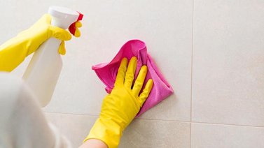 Trucos infalibles para limpiar la baldosa del baño