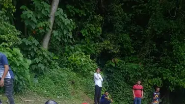 Unidad de transporte público volcó en la ARC este #29Jul (+Video) Unidad de transporte público volcó en la ARC este #29Jul (+Video)