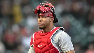 Propinan pelotazo al receptor venezolano Willson Contreras y esto pasó (+Video) Propinan pelotazo al receptor venezolano Willson Contreras y esto pasó (+Video)