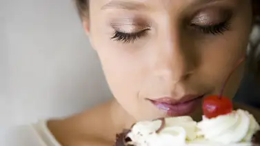 Antojos: Sustitúyelos por alimentos más saludables Antojos: Sustitúyelos por alimentos más saludables