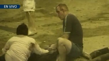Hombre golpea brutalmente a su yerno venezolano en defensa de su hija