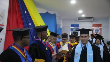 Egresan nuevos funcionarios policiales de la UNES