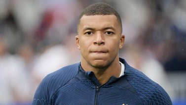 ¡Tratan de convencerlo! Una delegación árabe viajará a Francia para fichar a Mbappé (+Detalles)