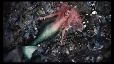 Shakira pasó tremendo susto mientras grababa su último sencillo «Copa vacía» (+Video) Shakira pasó tremendo susto mientras grababa su último sencillo «Copa vacía» (+Video)