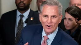 Republicanos amenazan a Biden con un juicio político