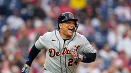 ¡Un hit más! Miguel Cabrera sigue sumando y se acerca a Tony Gwynn