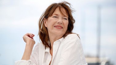 Francia despide a la artista Jane Birkin, el icono francés de origen británico