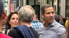 Juan Guaidó reapareció en Boston: Fue a ver un juego de los Medias Rojas ¡Así reaccionó su esposa!