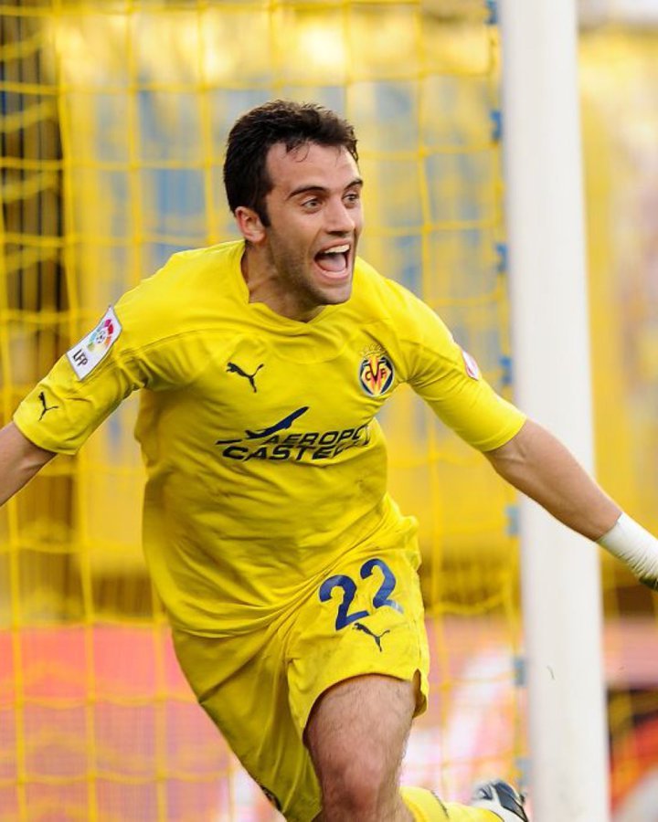 ¡Gracias por todo, Bambino! Guiseppe Rossi anuncia su retiro ¡Gracias por todo, Bambino! Guiseppe Rossi anuncia su retiro