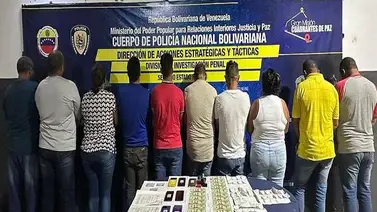 ¡Los pillaron! Vendían tickets para surtir gasolina en estación de servicio ¡Los pillaron! Vendían tickets para surtir gasolina en estación de servicio